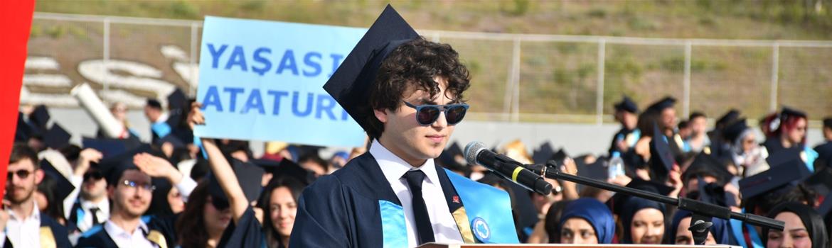 2024-2025 Mezuniyet Töreni | Fakülte ve Bölüm Birincisi Hikmet Kerem Koca
